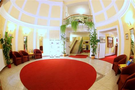 hotel flora mariánské lázně recenze|Hotel Flora ***